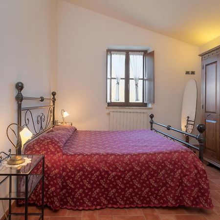 فيلا Castello Di Pupaggi Sellano المظهر الخارجي الصورة