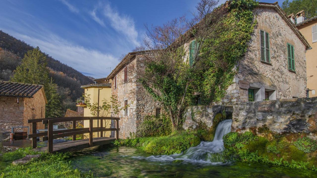 فيلا Castello Di Pupaggi Sellano المظهر الخارجي الصورة